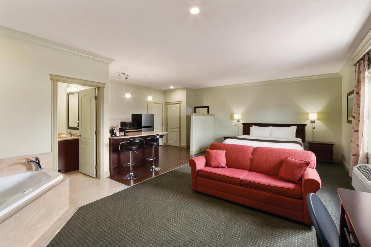 Quality Inn & Suites Whitecourt Luaran gambar