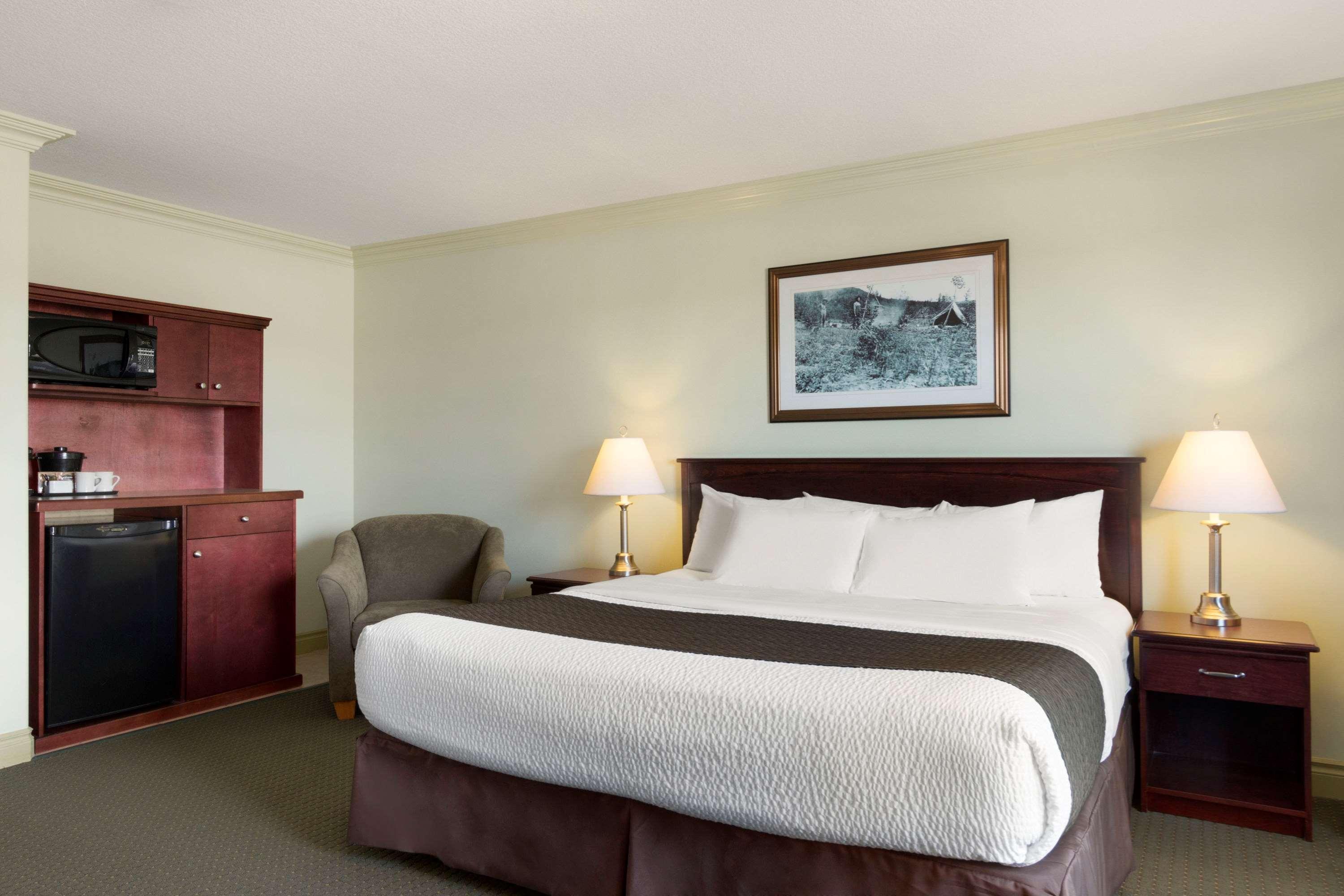 Quality Inn & Suites Whitecourt Luaran gambar