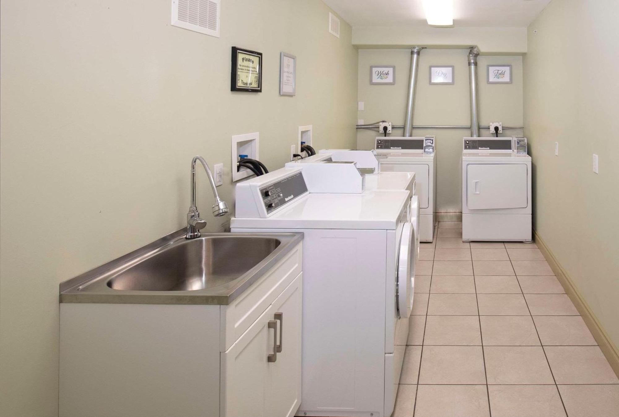 Quality Inn & Suites Whitecourt Luaran gambar