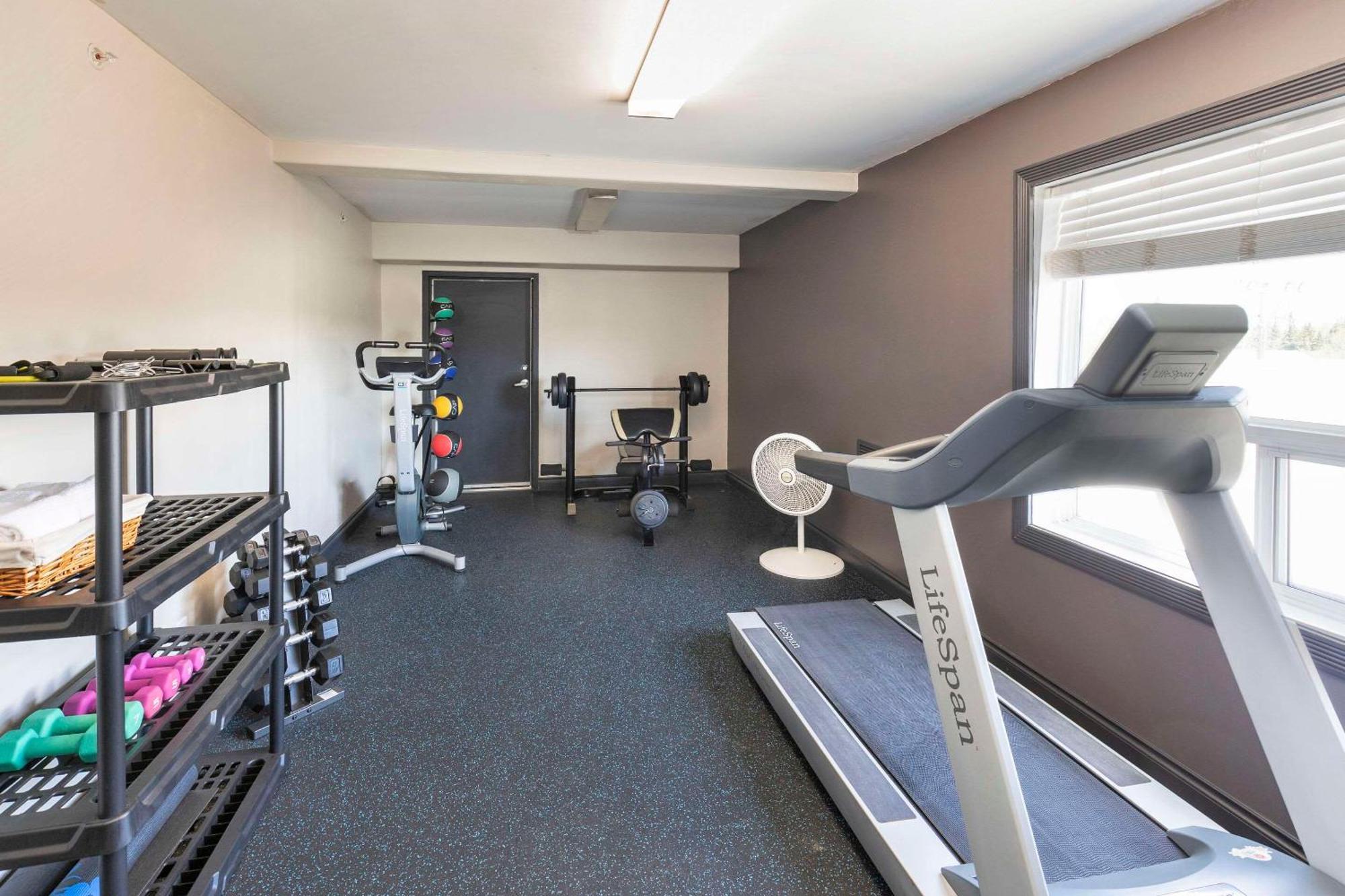 Quality Inn & Suites Whitecourt Luaran gambar
