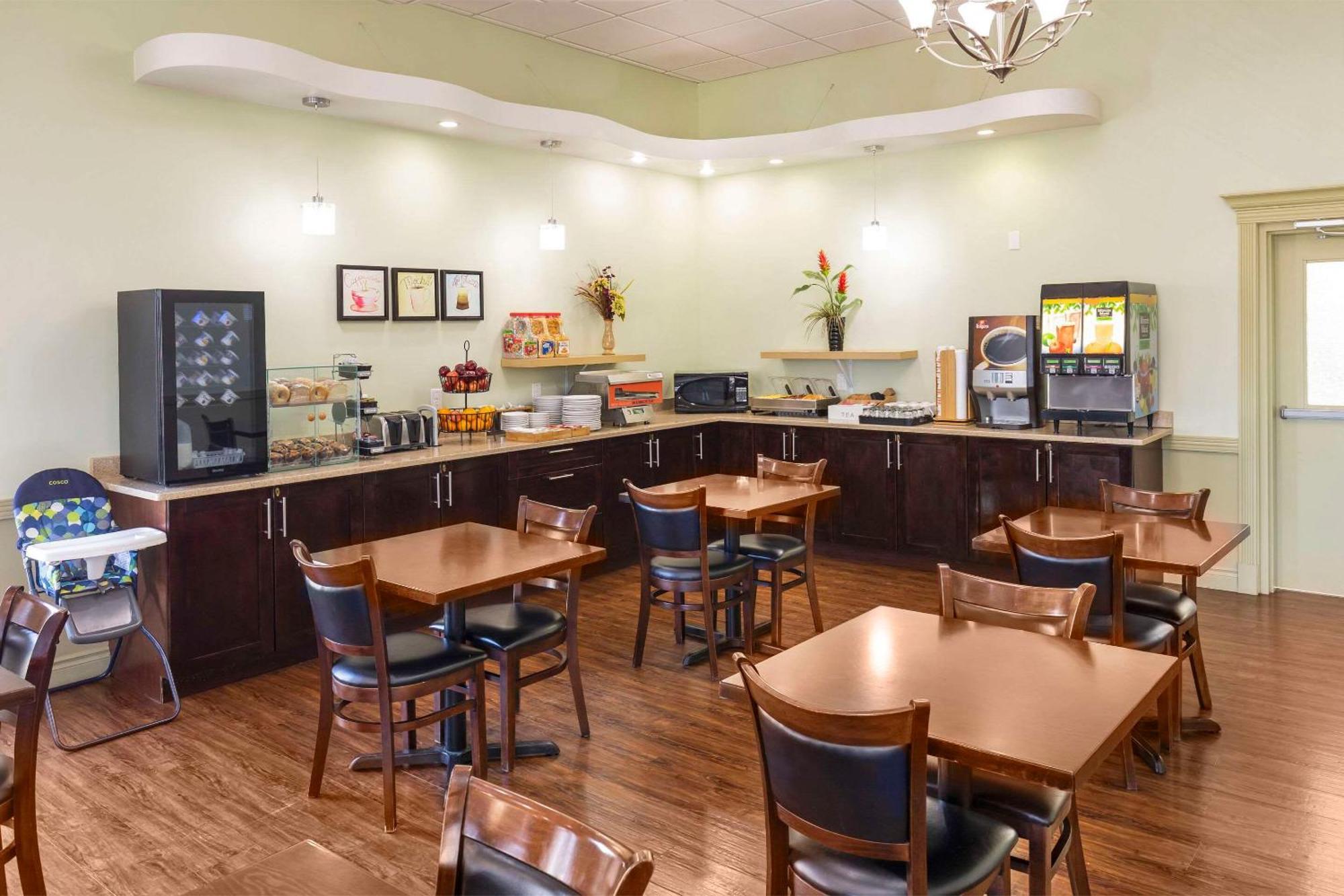Quality Inn & Suites Whitecourt Luaran gambar