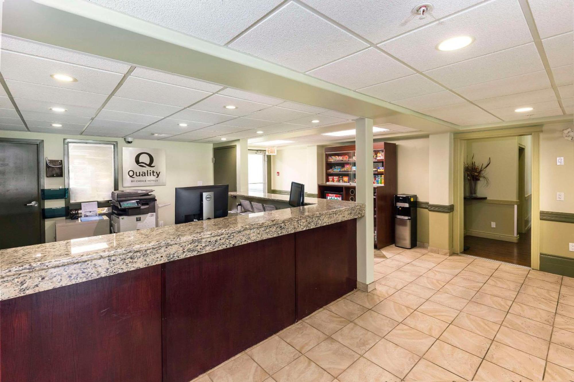 Quality Inn & Suites Whitecourt Luaran gambar